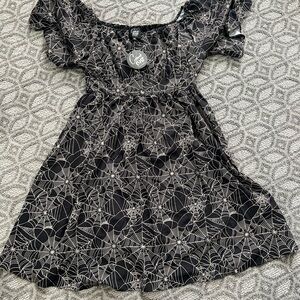 Stylish Black Web Pattern Dress